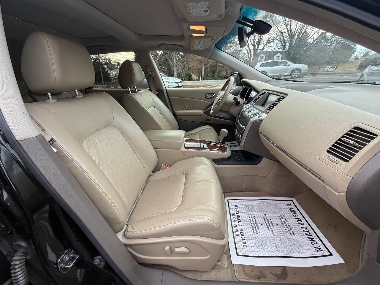 Used 2010 Nissan Murano LE w/ Navigation Pkg image 19