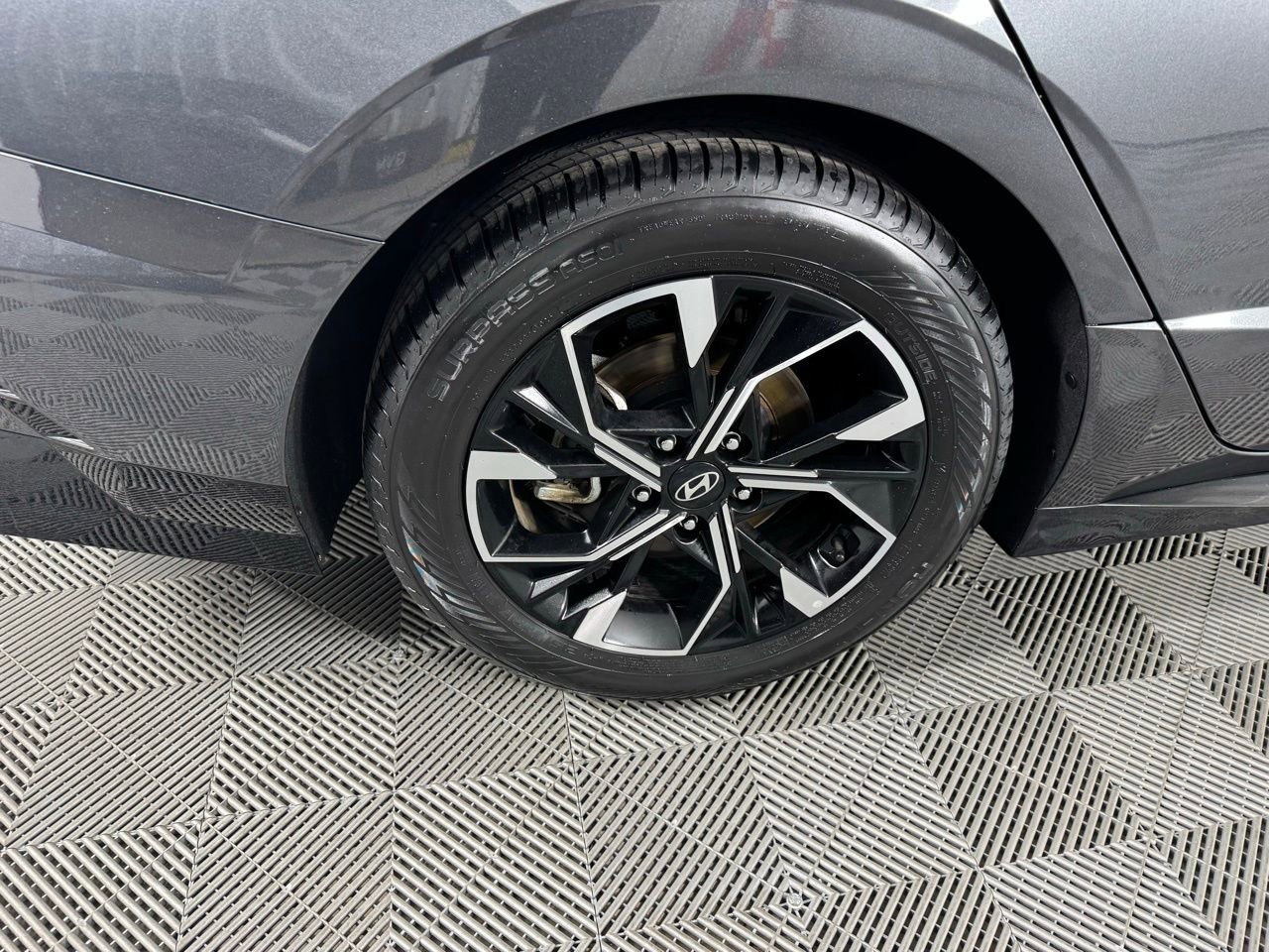 Used 2025 Hyundai Sonata SEL FWD image 31