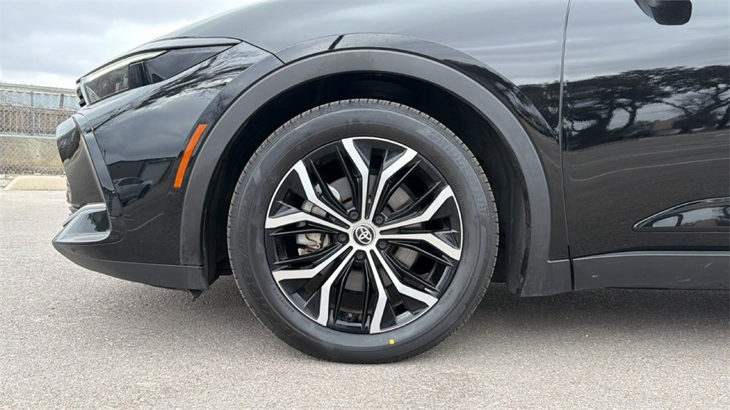 Certified 2024 Toyota Crown Limited image 12