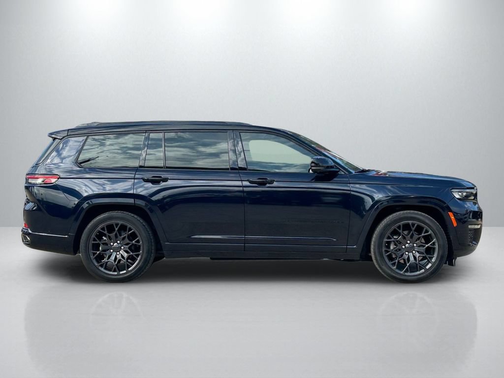 Used 2024 Jeep Grand Cherokee L Summit AWD/4WD image 4