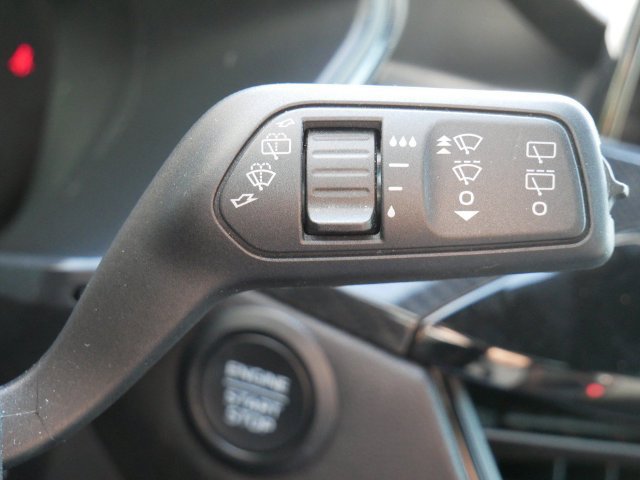 Used 2025 Ford Escape ST-Line AWD/4WD image 21