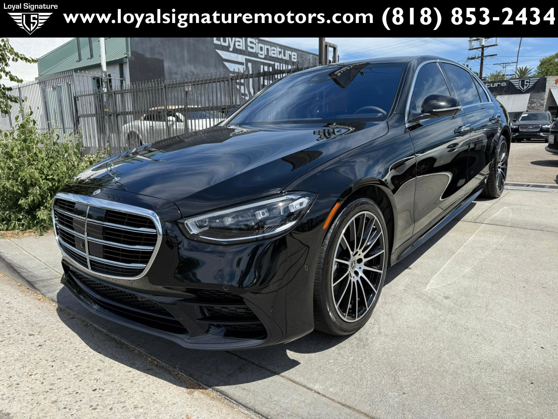 Used 2021 Mercedes-Benz S 580 4MATIC Sedan image 3
