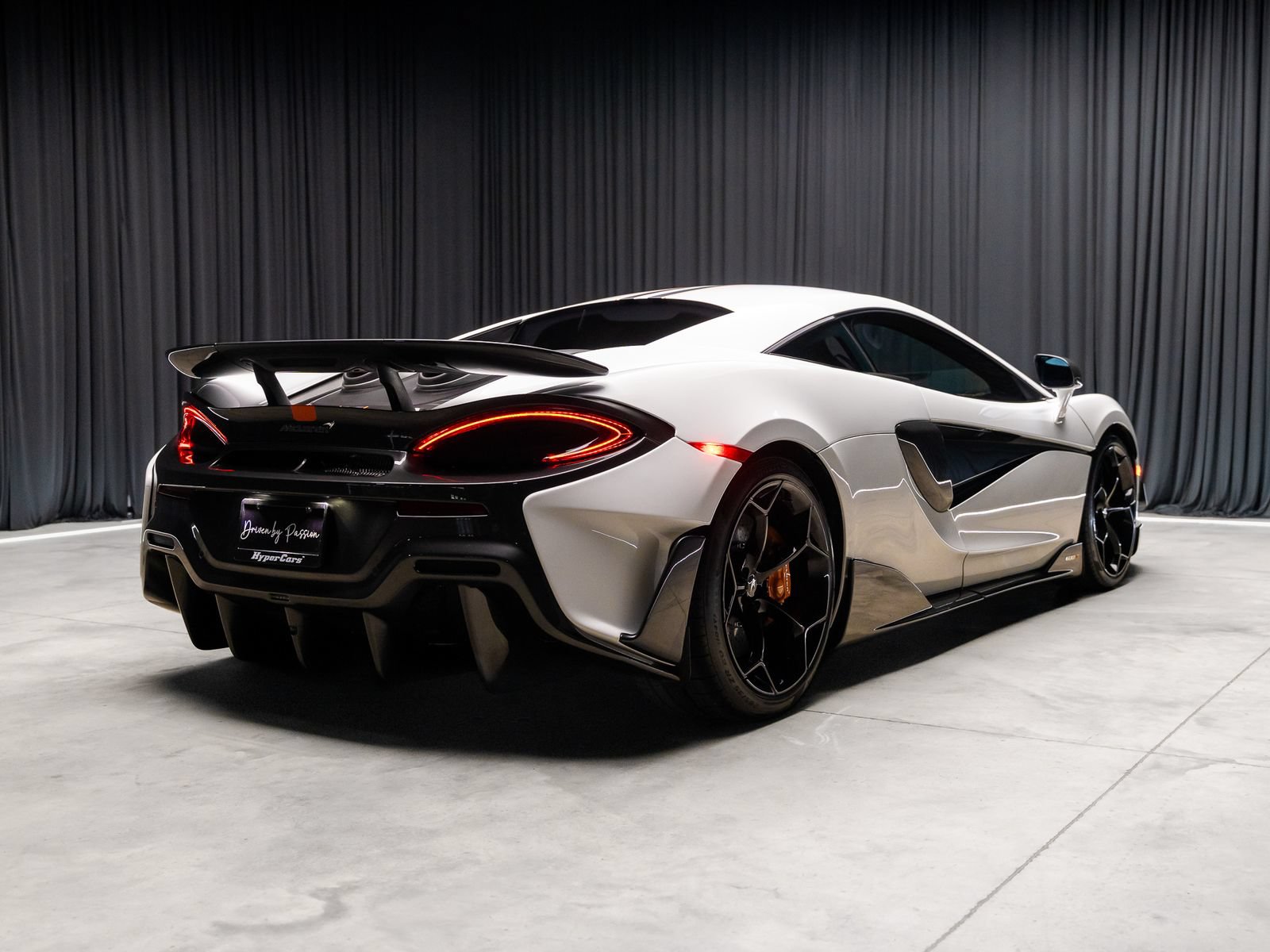 Used 2019 McLaren 600LT RWD image 47