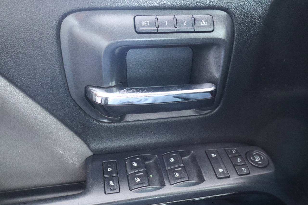 Used 2015 Chevrolet Silverado 2500 LTZ w/ Duramax Plus Package image 27