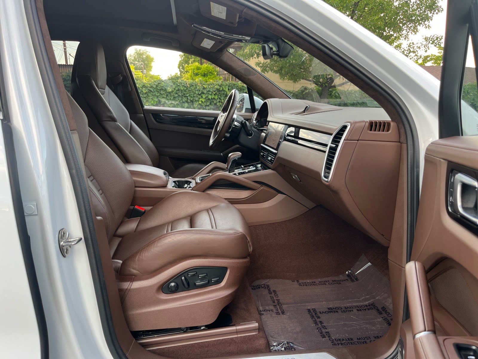 Used 2022 Porsche Cayenne E-Hybrid AWD/4WD image 30