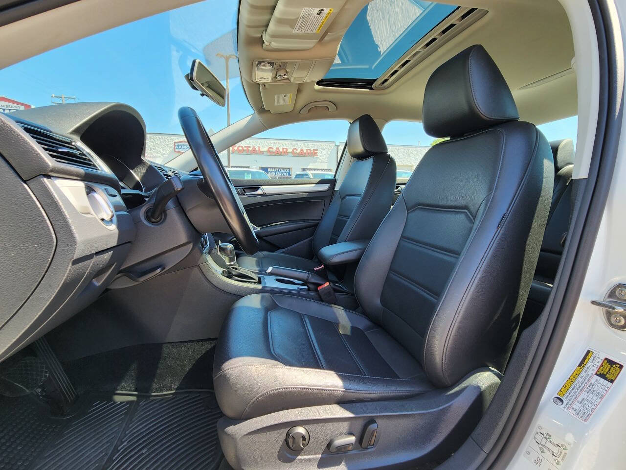 Used 2019 Volkswagen Passat 2.0T Wolfsburg w/ Wheels & Sunroof Package FWD image 11
