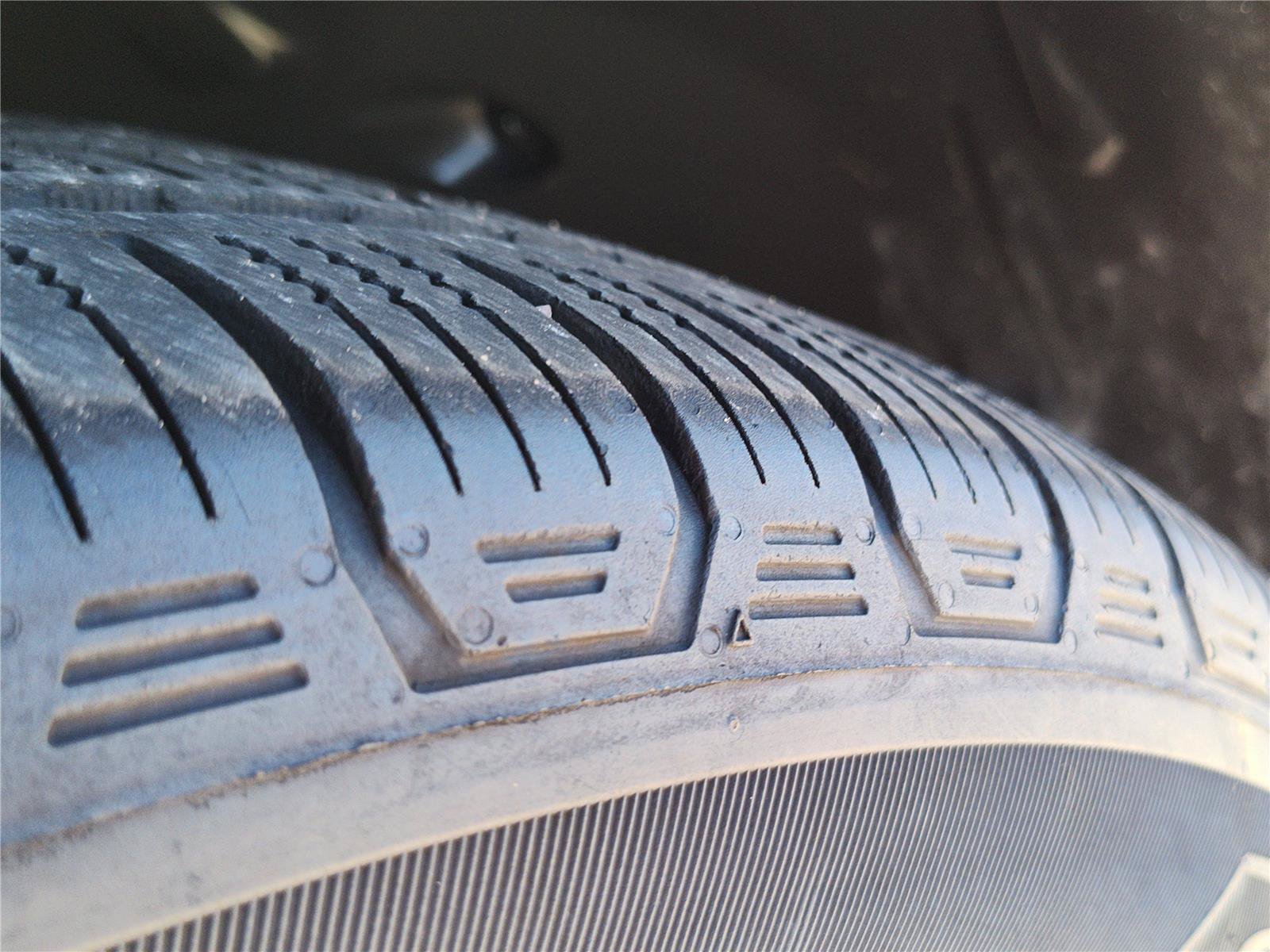 Used 2025 Mercedes-Benz GLE 350 4MATIC image 13