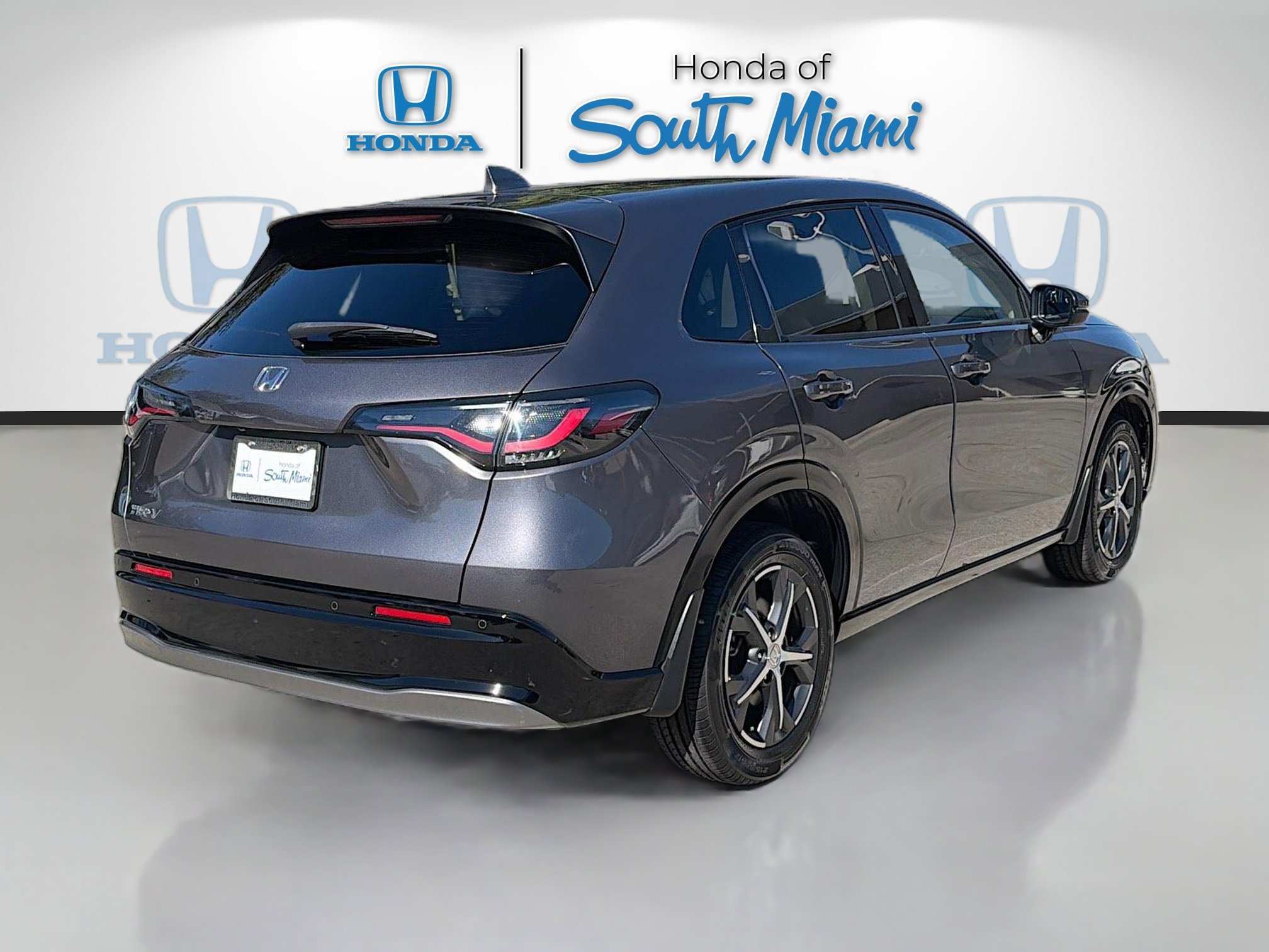 Used 2023 Honda HR-V EX-L image 7