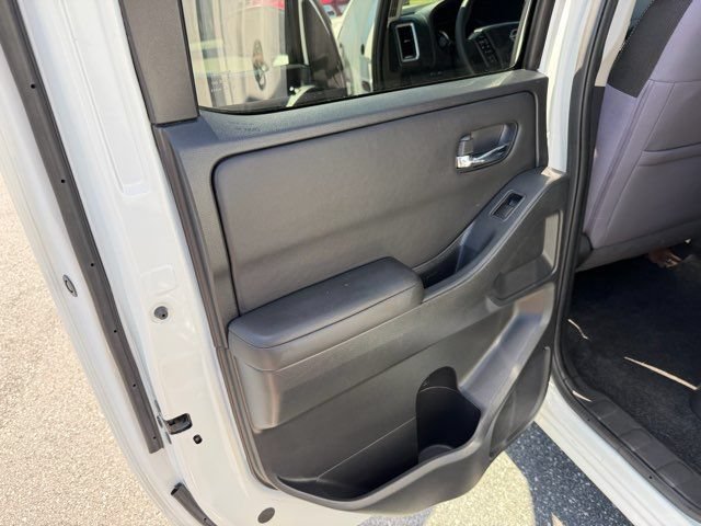 Used 2023 Nissan Frontier SV AWD/4WD image 19