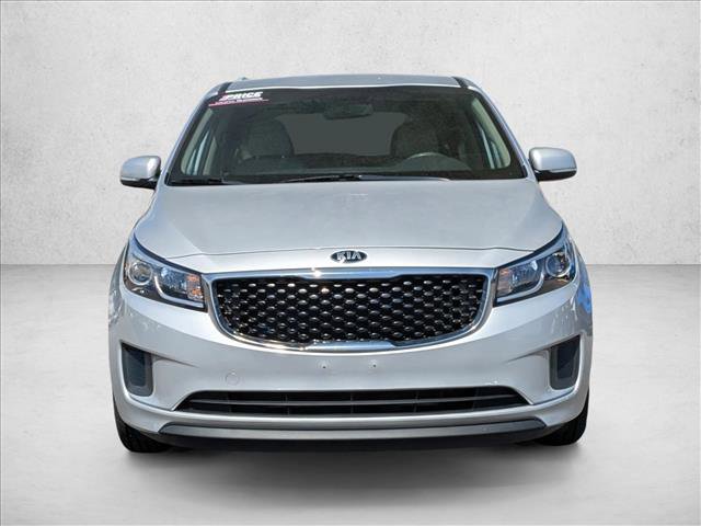 Used 2015 Kia Sedona LX image 2