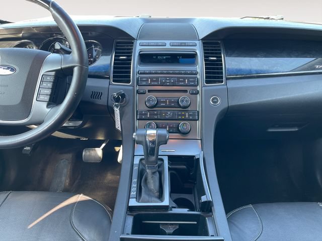 Used 2012 Ford Taurus Limited FWD image 11