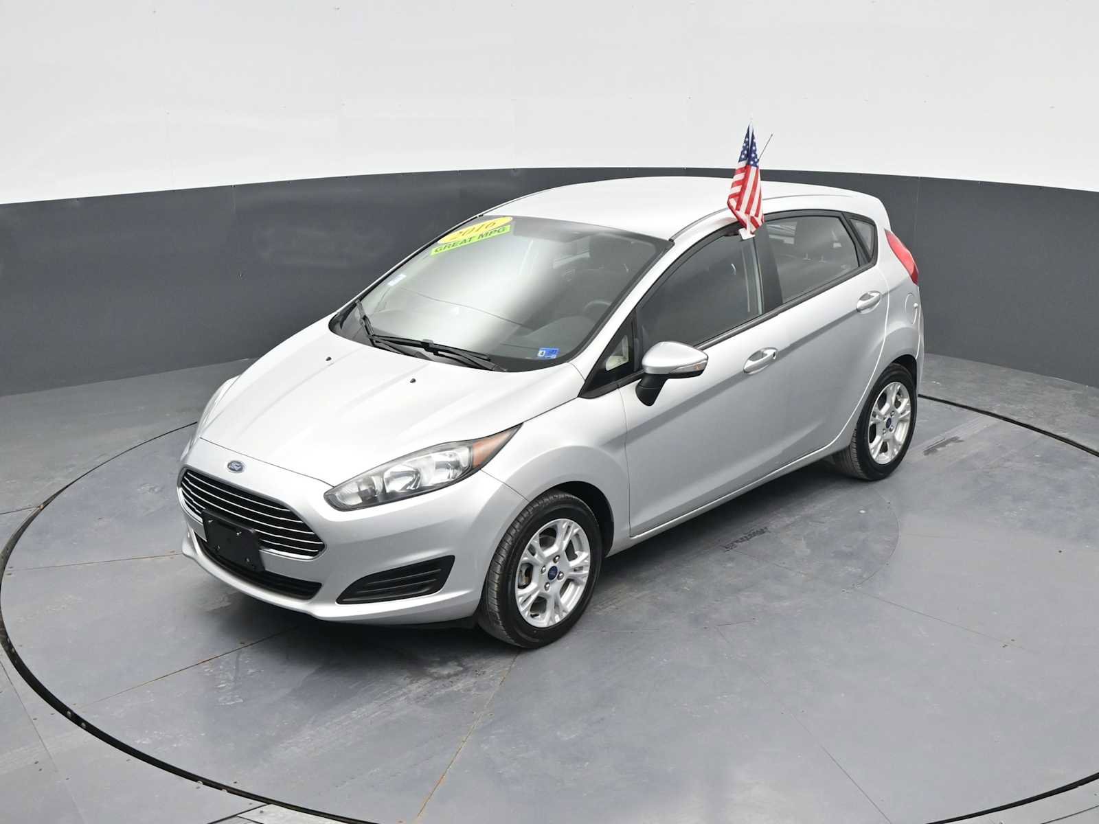 Used 2016 Ford Fiesta SE w/ Cold Weather Package FWD image 27