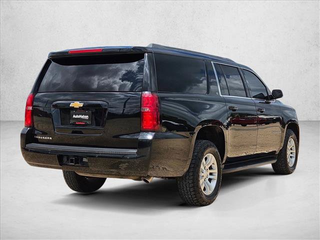 Used 2018 Chevrolet Suburban LT RWD image 5