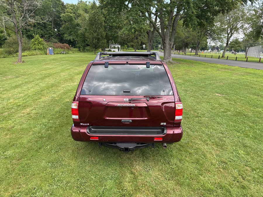 Used 2002 Nissan Pathfinder SE AWD/4WD image 17