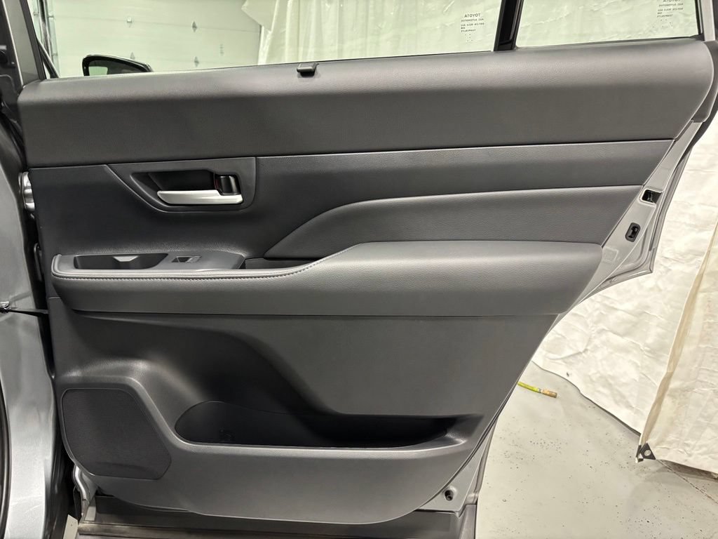 Used 2026 Toyota Grand Highlander AWD image 56