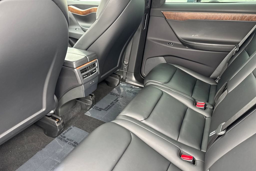 Used 2021 Tesla Model X Long Range image 11