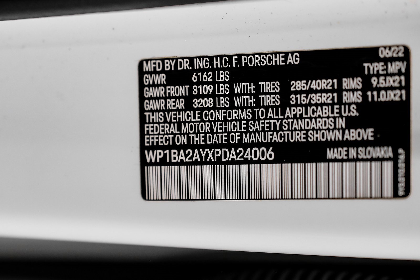 Used 2023 Porsche Cayenne Coupe image 72