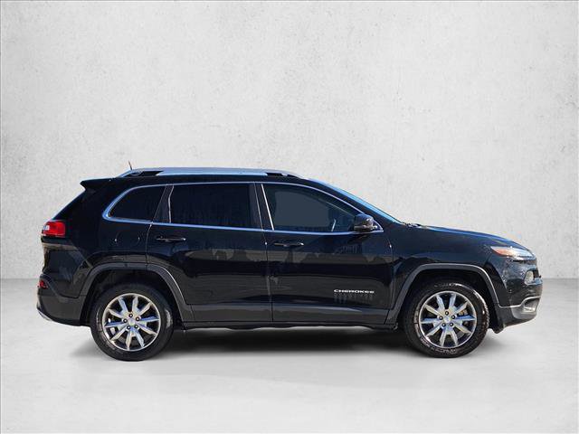 Used 2018 Jeep Cherokee Limited image 4