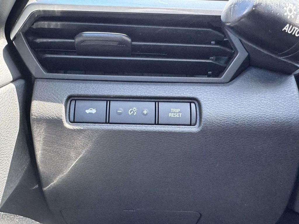Used 2023 Nissan Altima 2.5 SR FWD image 24