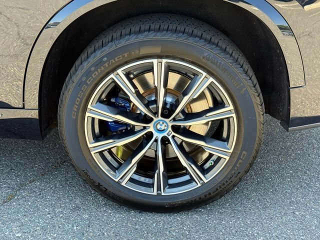 Certified 2024 BMW X5 xDrive50e w/ M Sport Package AWD/4WD image 14