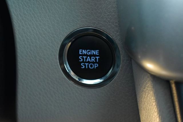 Used 2019 Toyota Highlander XLE image 29