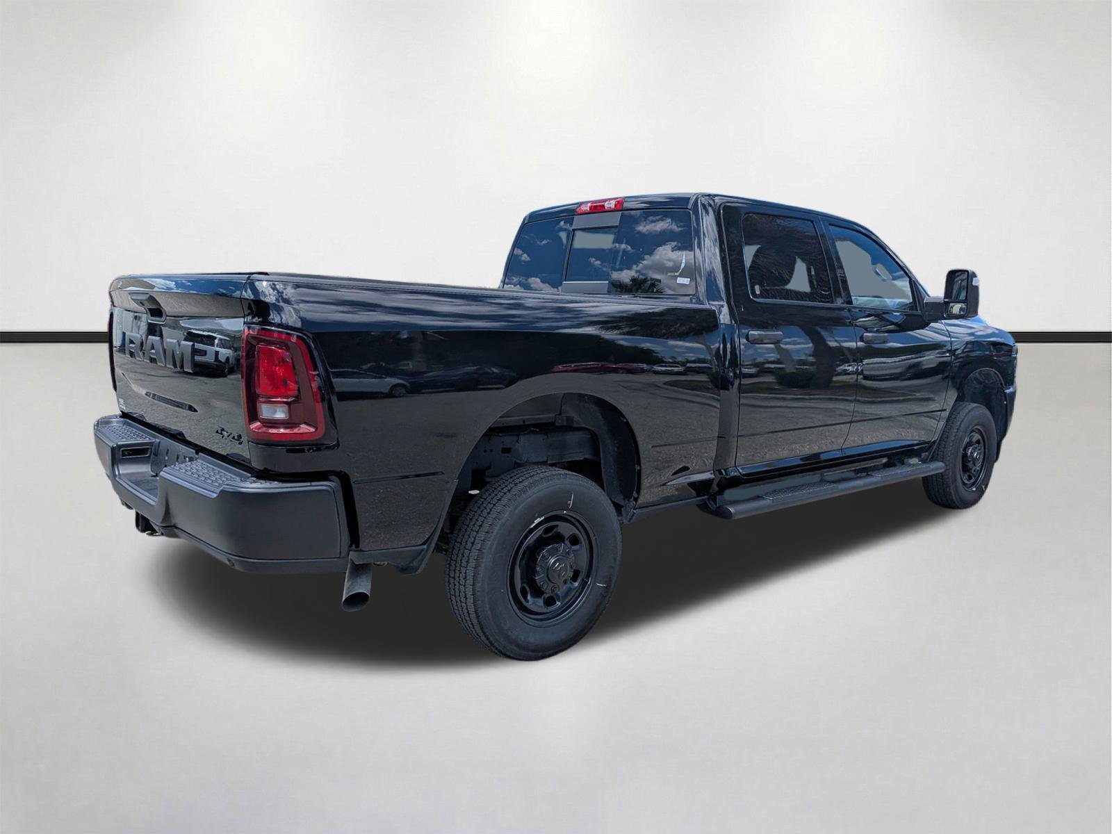Used 2025 RAM 2500 Tradesman image 4