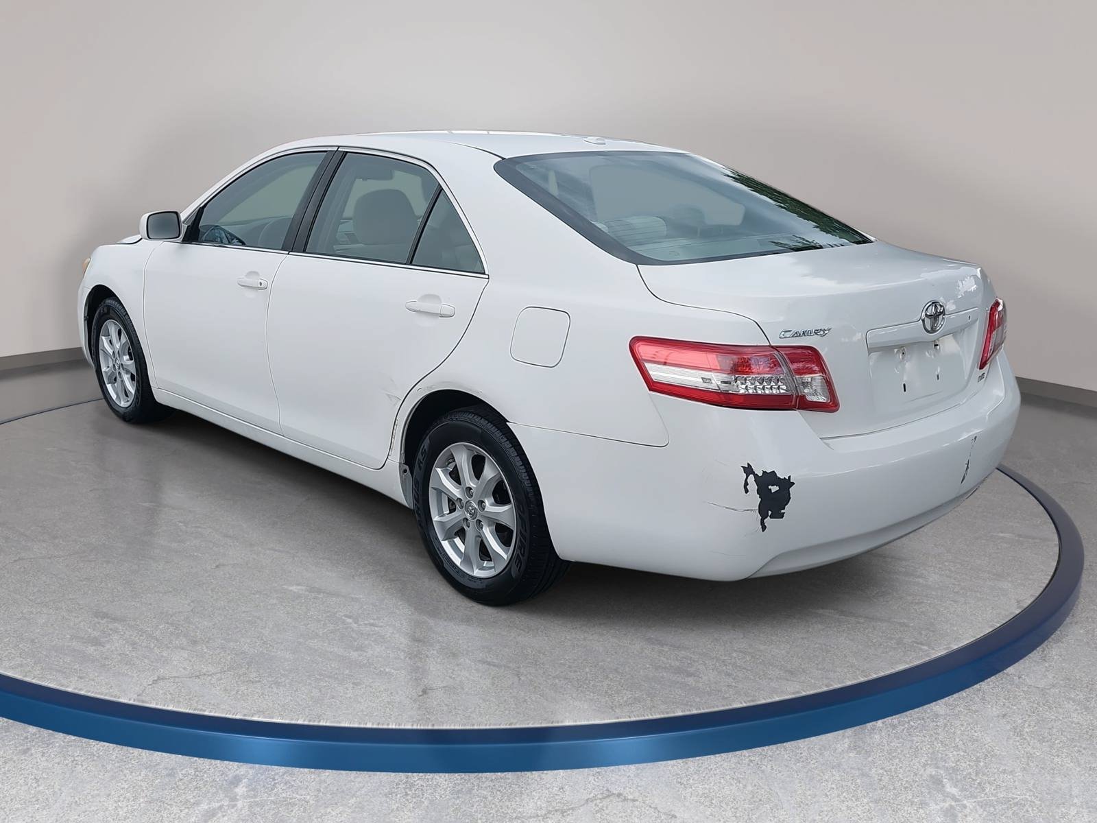 Used 2011 Toyota Camry LE w/ LE Extra-Value Pkg FWD image 7