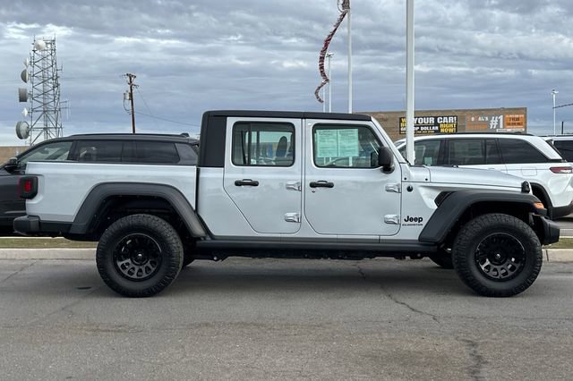 Certified 2022 Jeep Gladiator Sport image 2