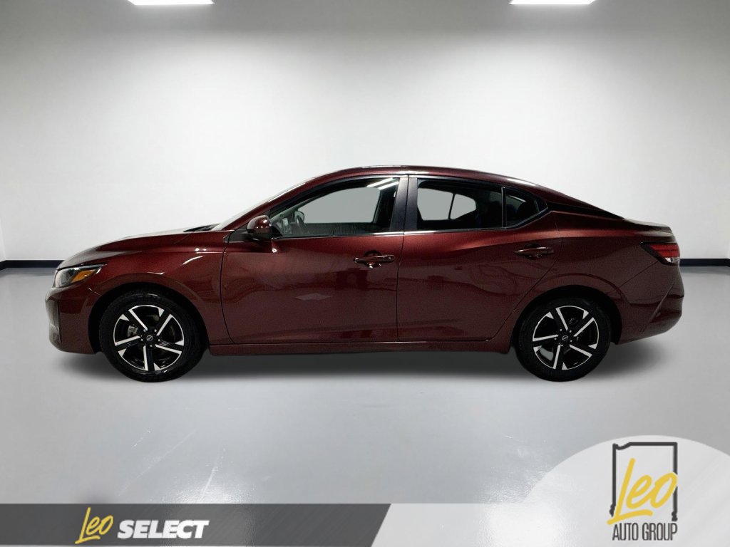 Used 2024 Nissan Sentra SV FWD image 11