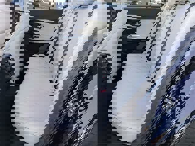 New 2025 Mercedes-Benz E 350 Sedan image 5