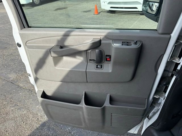 Used 2018 Chevrolet Express 2500 w/ Driver Convenience Package image 19