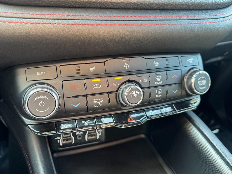 Used 2023 Dodge Durango GT AWD/4WD image 18