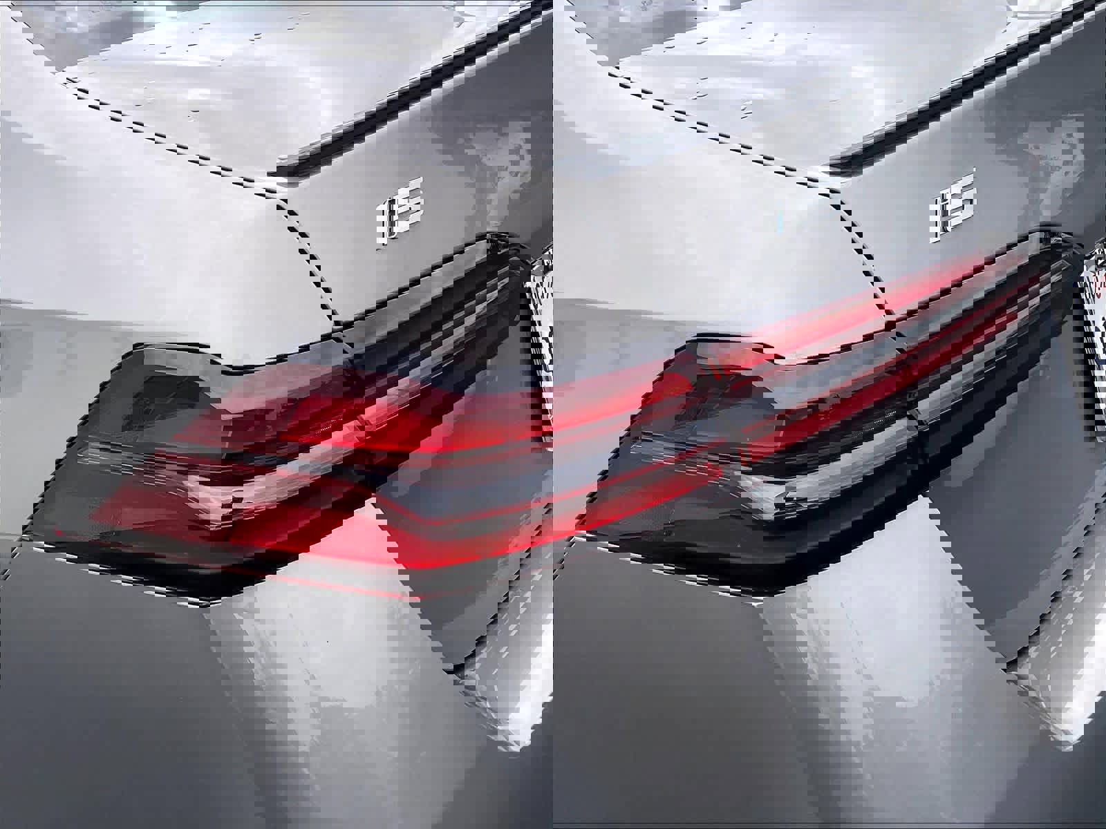 Used 2026 BMW i5 eDrive40 w/ M Sport Package image 30