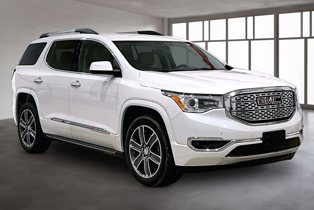Used 2017 GMC Acadia Denali w/ Technology Package image 6