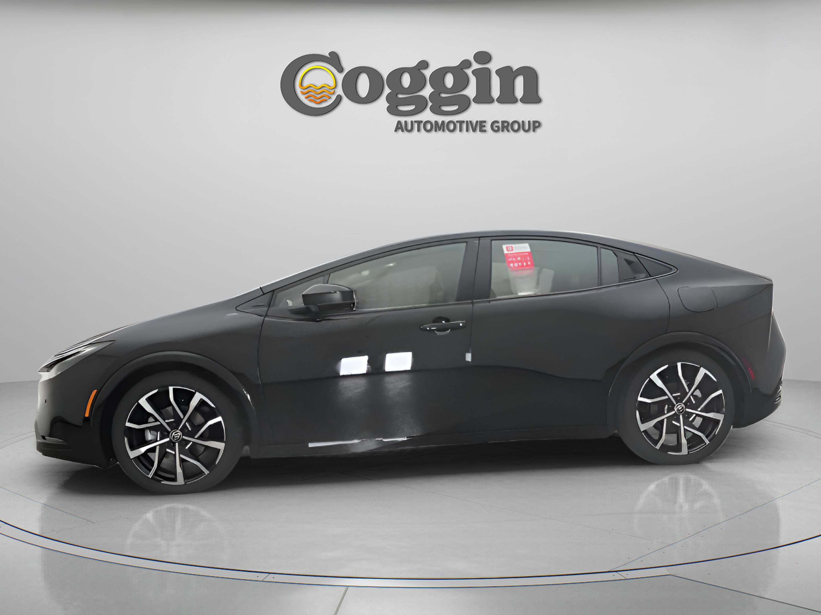 New 2026 Toyota Prius Plug-In Hybrid FWD image 5