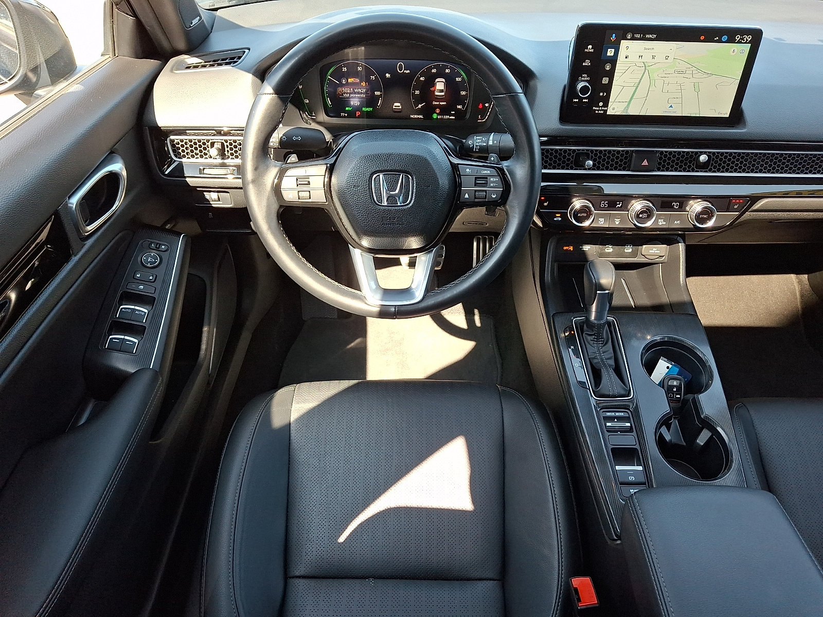 Used 2025 Honda Civic Sport Touring image 11