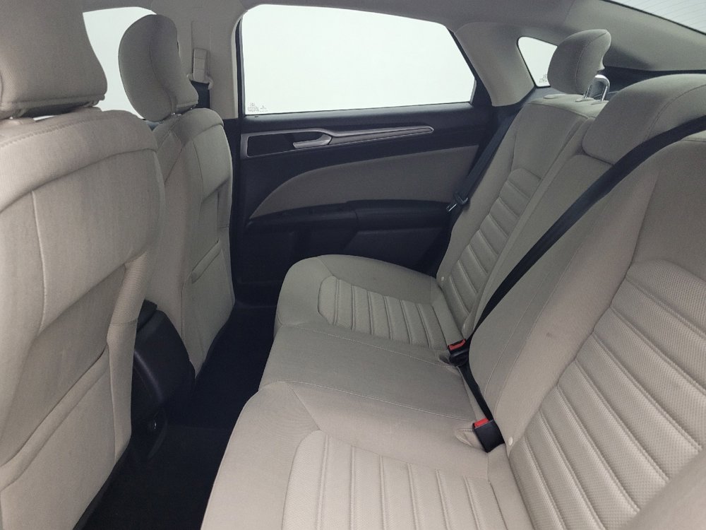 Used 2019 Ford Fusion S FWD image 18