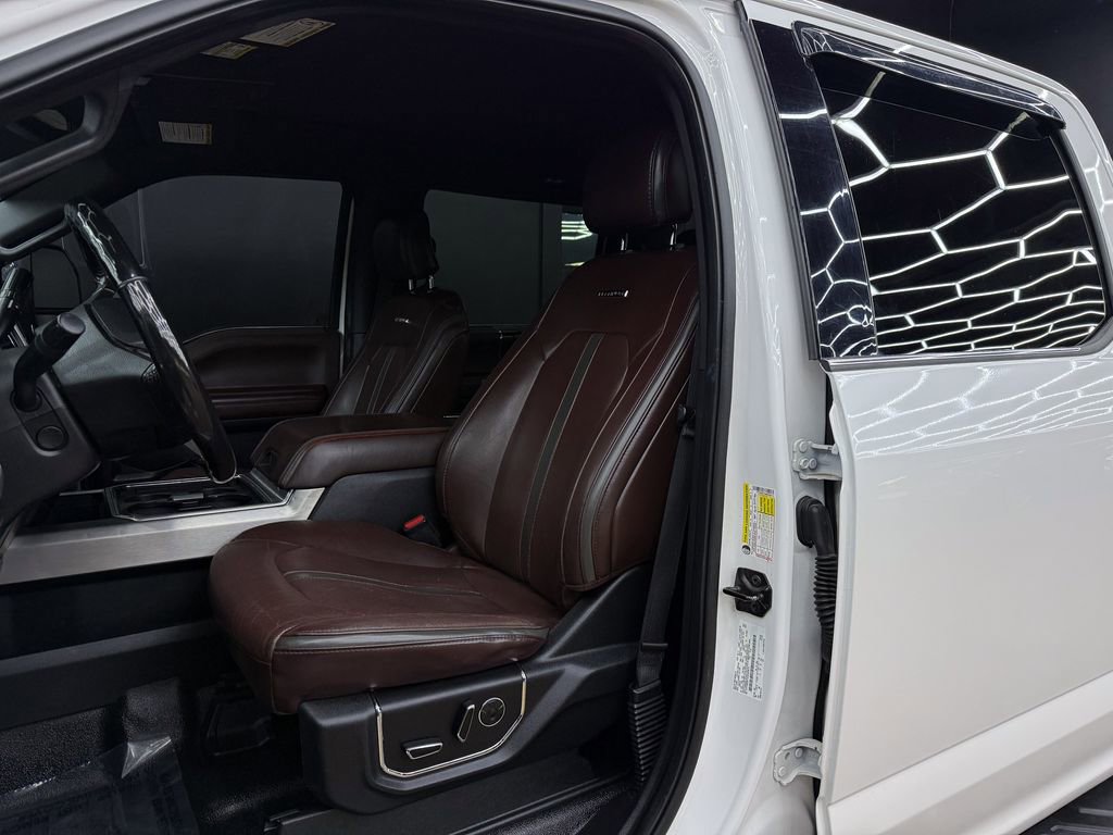 Used 2017 Ford F250 Platinum w/ Platinum Ultimate Package image 17