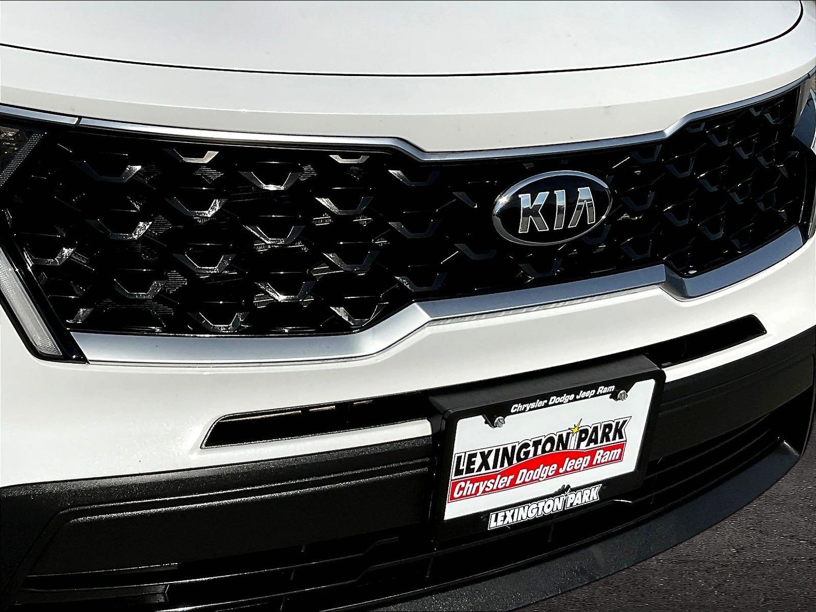 Used 2021 Kia Sorento LX AWD/4WD image 33