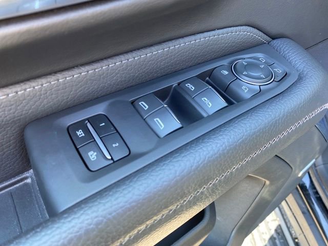 Used 2024 GMC Yukon Denali image 17