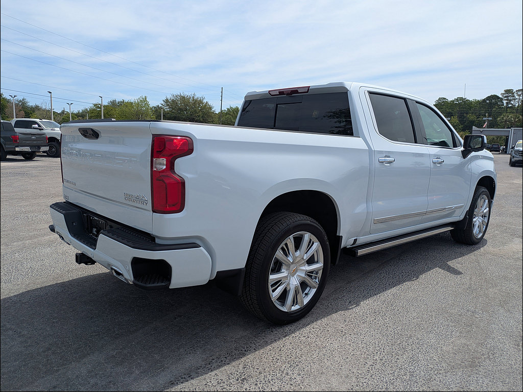 New 2026 Chevrolet Silverado 1500 High Country w/ High Country Premium Package AWD/4WD image 8
