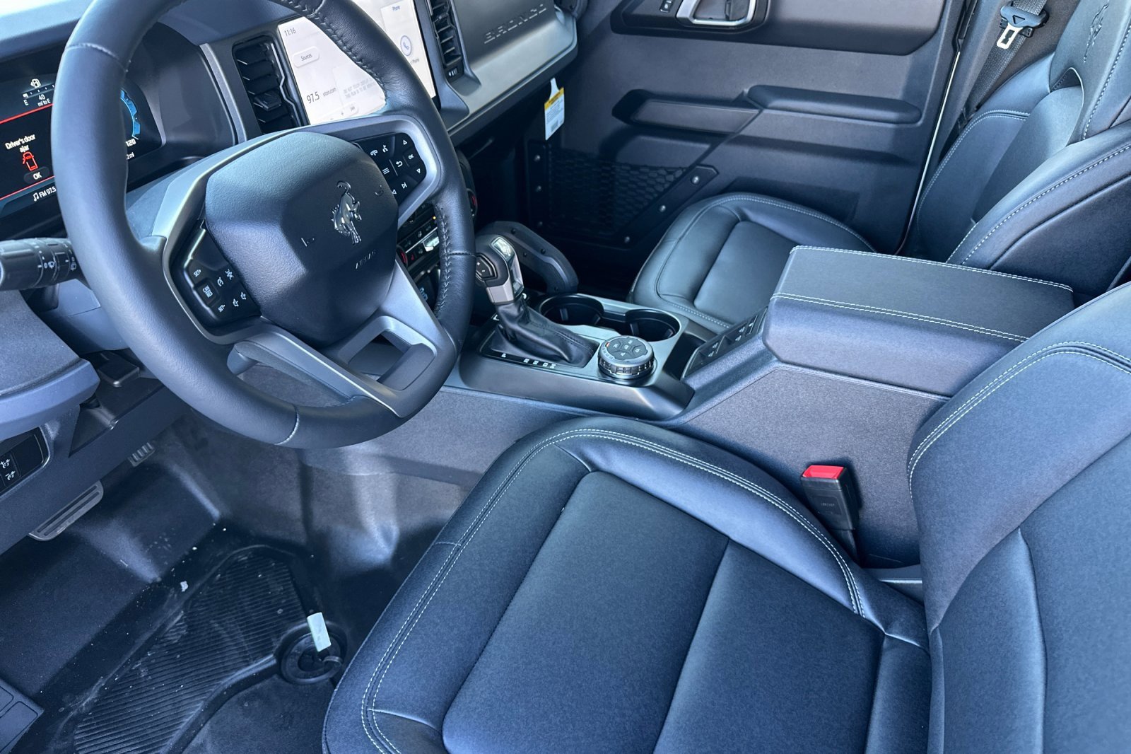 New 2025 Ford Bronco Badlands w/ Sasquatch Package image 10