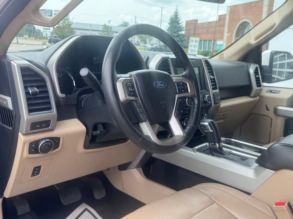 Used 2017 Ford F150 Lariat w/ Equipment Group 501A Mid RWD image 11