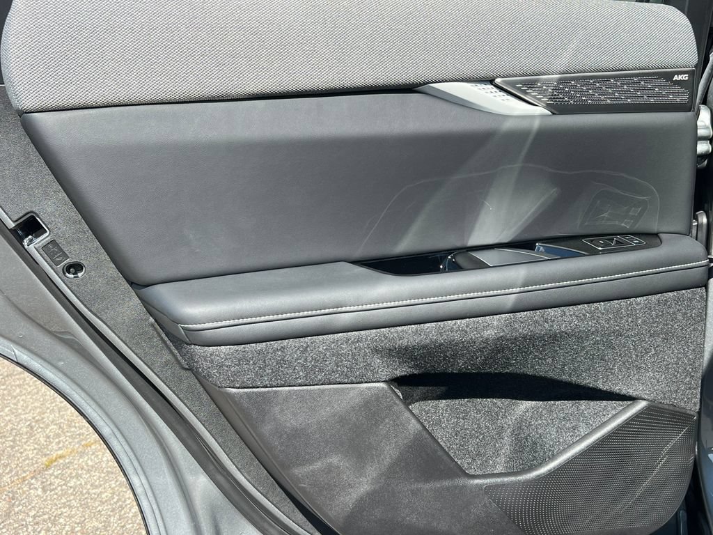New 2027 Cadillac Optiq Sport w/ LPO, Floor Liner Package AWD/4WD image 27