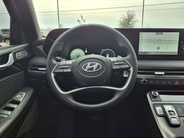 Used 2025 Hyundai Palisade Calligraphy image 13