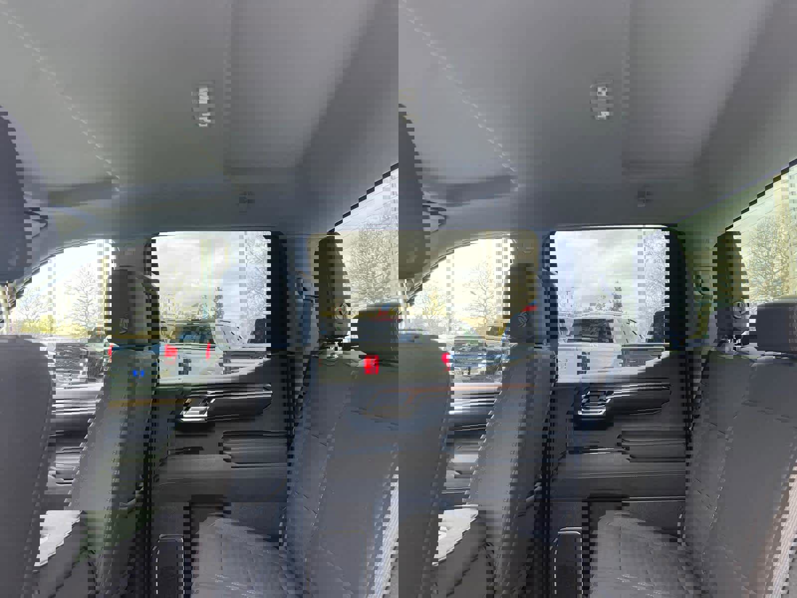 Certified 2025 Chevrolet Silverado 1500 LT image 28