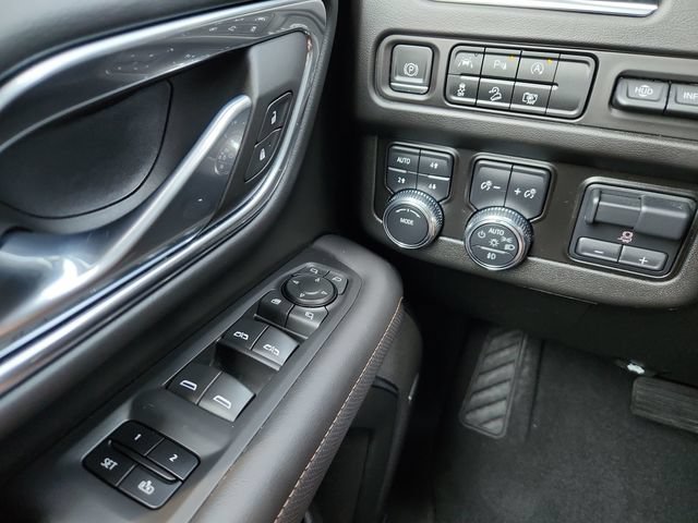 Used 2024 GMC Yukon XL AT4 w/ Technology Package AWD/4WD image 37