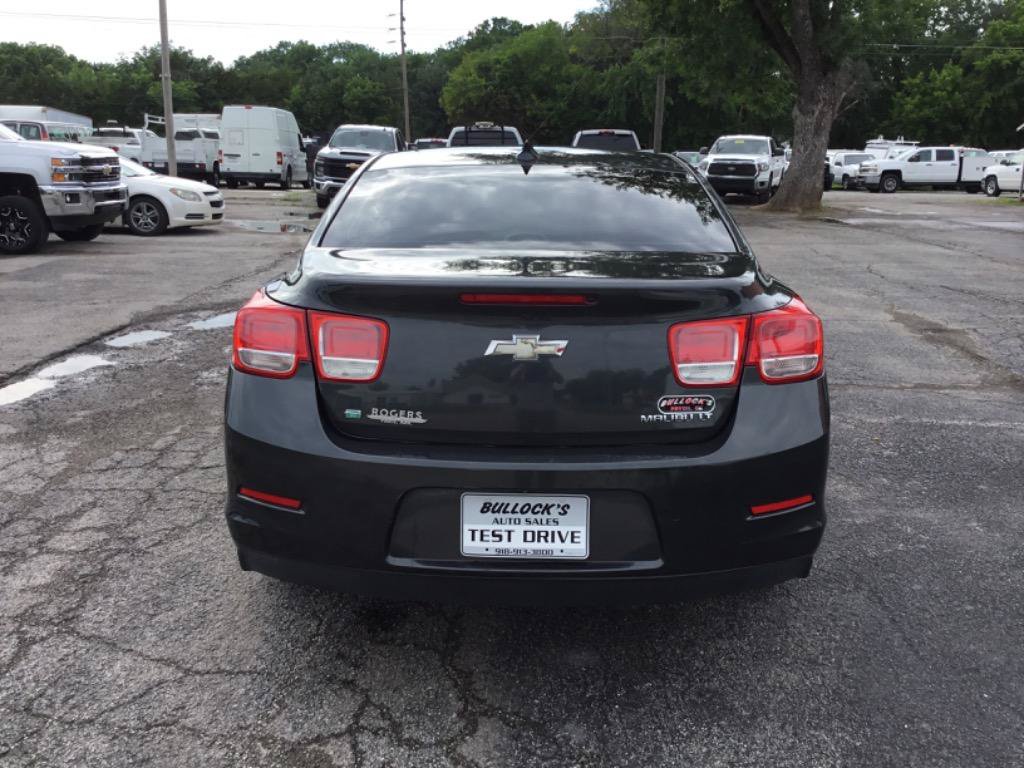 Used 2015 Chevrolet Malibu LT w/ Power Convenience Package FWD image 5