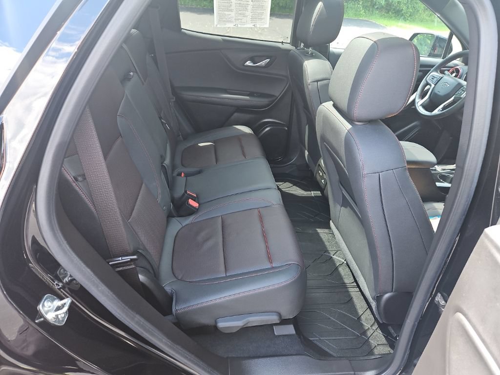 Certified 2024 Chevrolet Blazer RS w/ LPO, Floor Liner Package AWD/4WD image 29