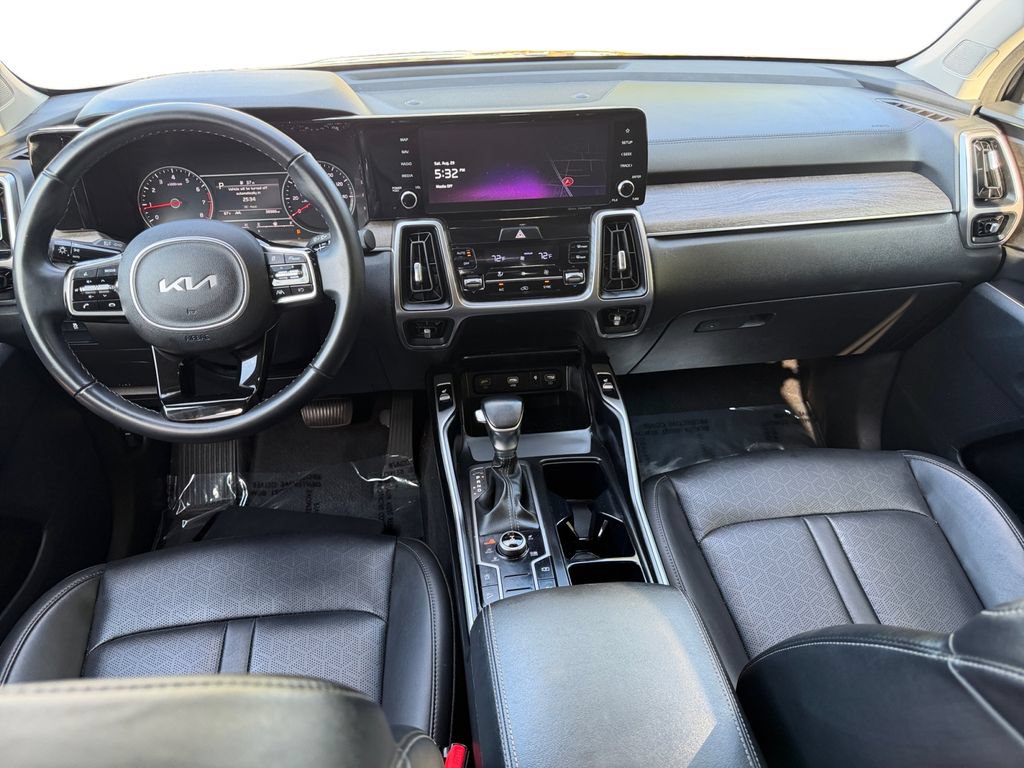 Certified 2023 Kia Sorento S w/ Panoramic Sunroof Package AWD/4WD image 13